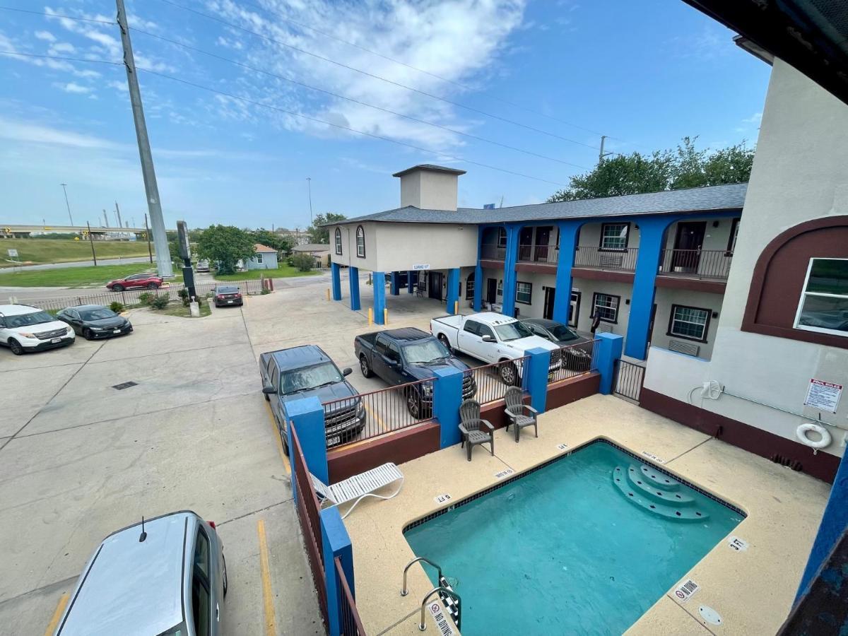 Airport Inn & Suites Corpus Christi Buitenkant foto